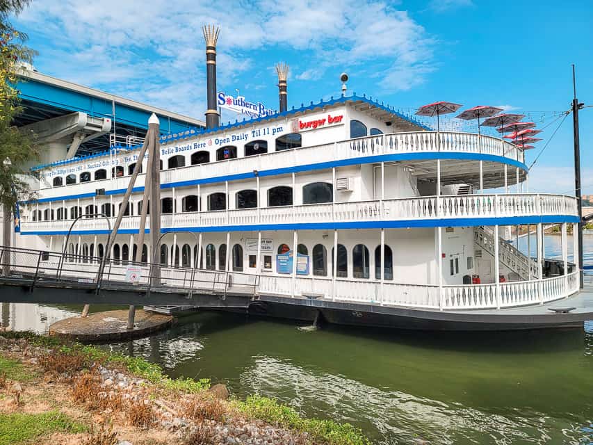 The Southern Belle Riverboat, a white old-style river barge, is something you can experience in Chattanooga.